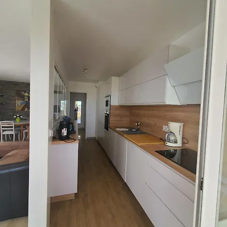 Cap Hermes 3 Pieces Climatise 6 Personnes *